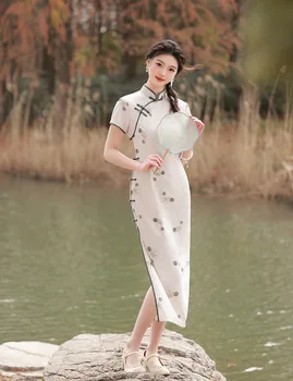Suvel Iga Päev Pikk, Kõrge Split Cheongsam Vintage Lühikesed Varrukad Qipao Mood Naiste Kleit Slim Osaline Kostüüm